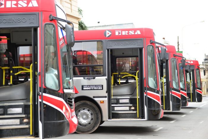 Se extiende el paro de colectivos hasta el martes