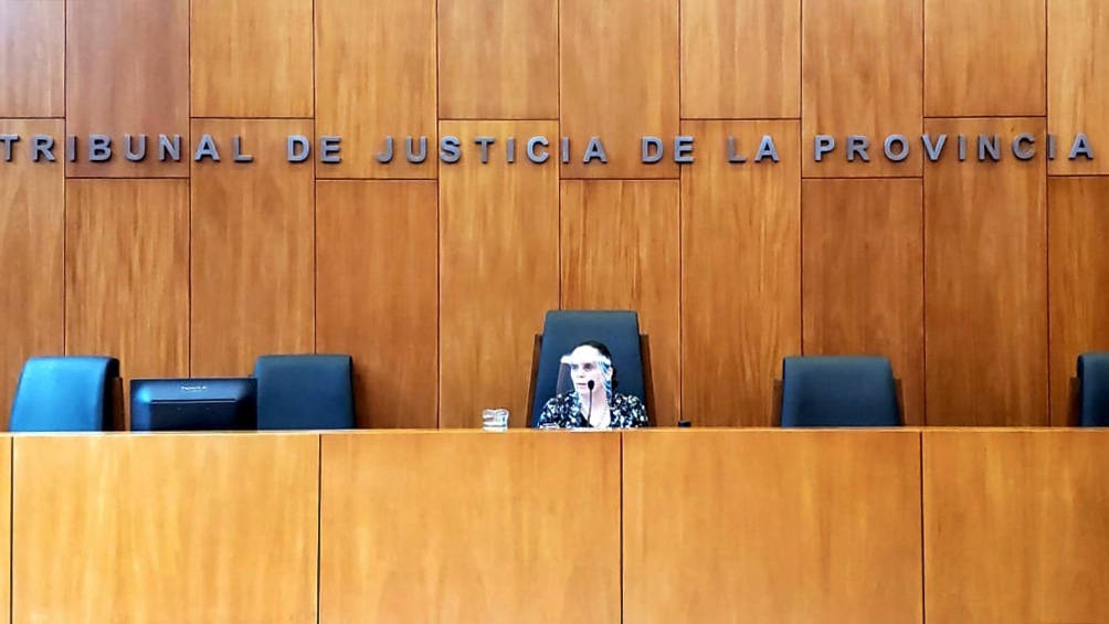 La jueza Castagno ordenó la restitución del predio a los hermanos Etchevehere