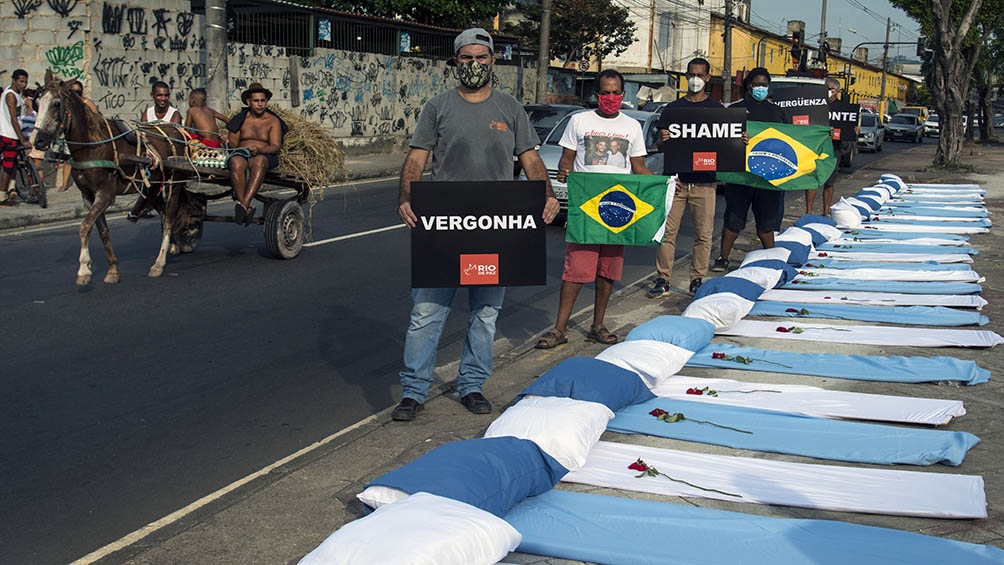 El crecimiento descontrolado de contagios en Brasil pone en jaque a la región