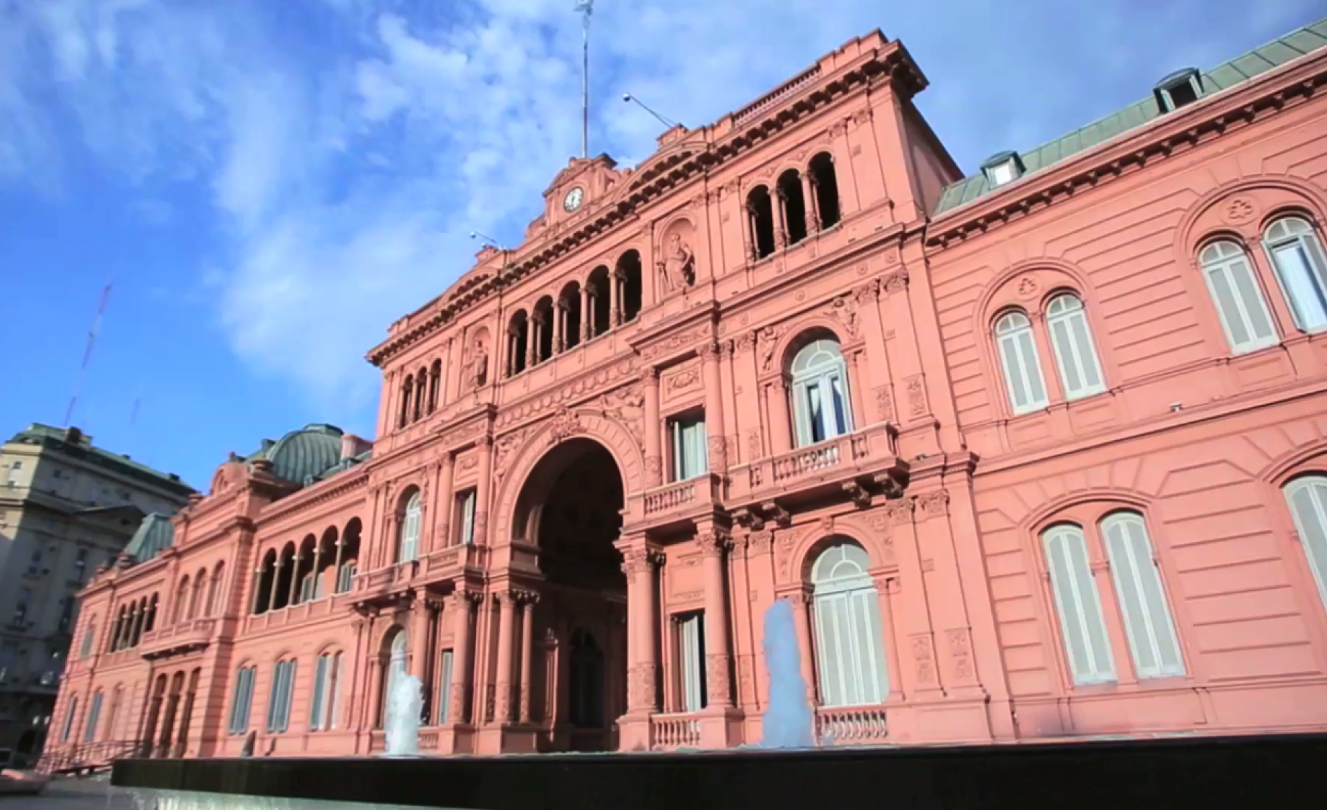 Controlarán las actividades económicas anteriores y posteriores de quienes ocupen cargos