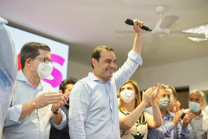 Corrientes: el oficialismo arrasó en las elecciones y Valdés obtuvo la reelección