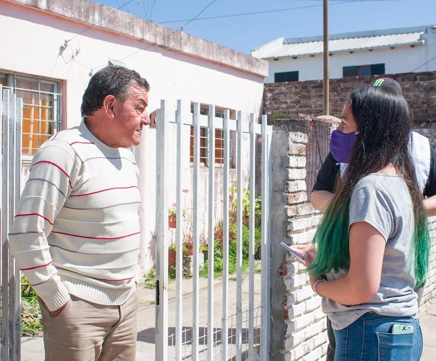 En el último fin de semana antes de las elecciones, los movimientos sociales visitaron cien mil hogares