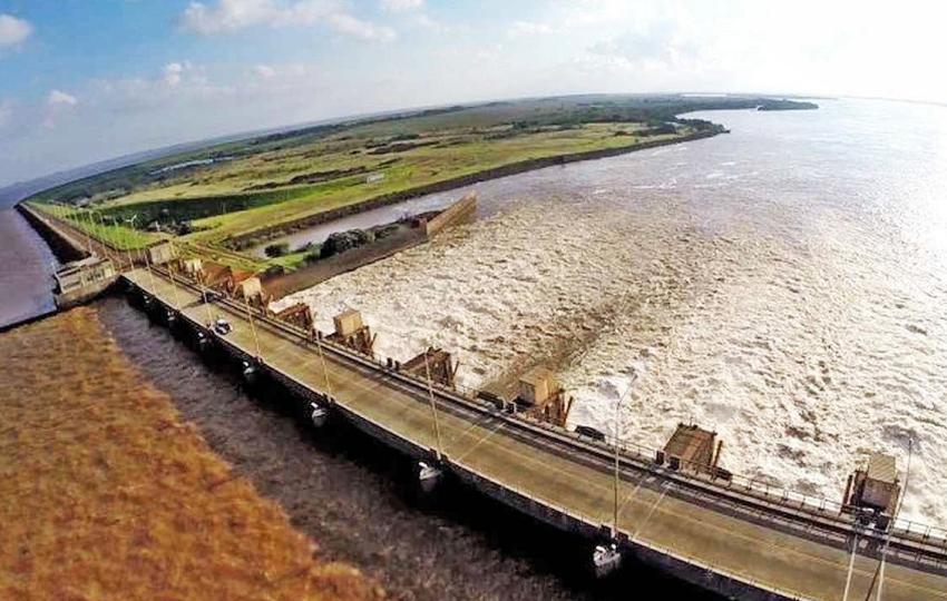 Yacyretá: durante febrero, el río Paraná registró su menor caudal en 115 años