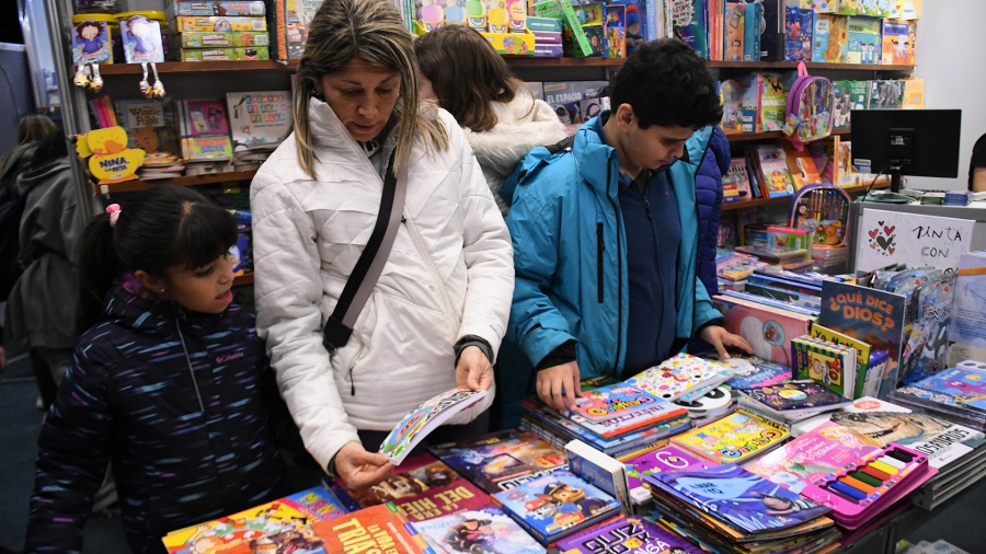 Se conocieron los escritores invitados a la Feria del Libro de Paraná