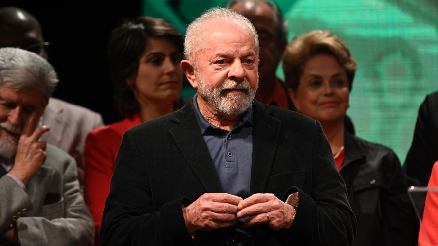 Elecciones brasileñas: Lula ganó por más de 5 puntos e irá a segunda vuelta con Bolsonaro