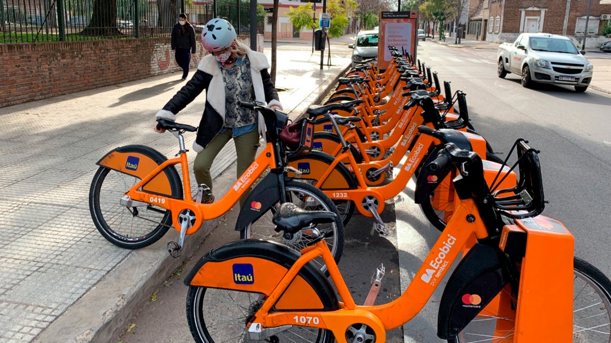 Se instalan nuevas estaciones de bicicletas públicas en Paraná