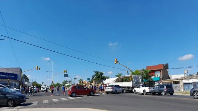 Servicio de transporte público: Manifestantes realizaron un corte total de calles 