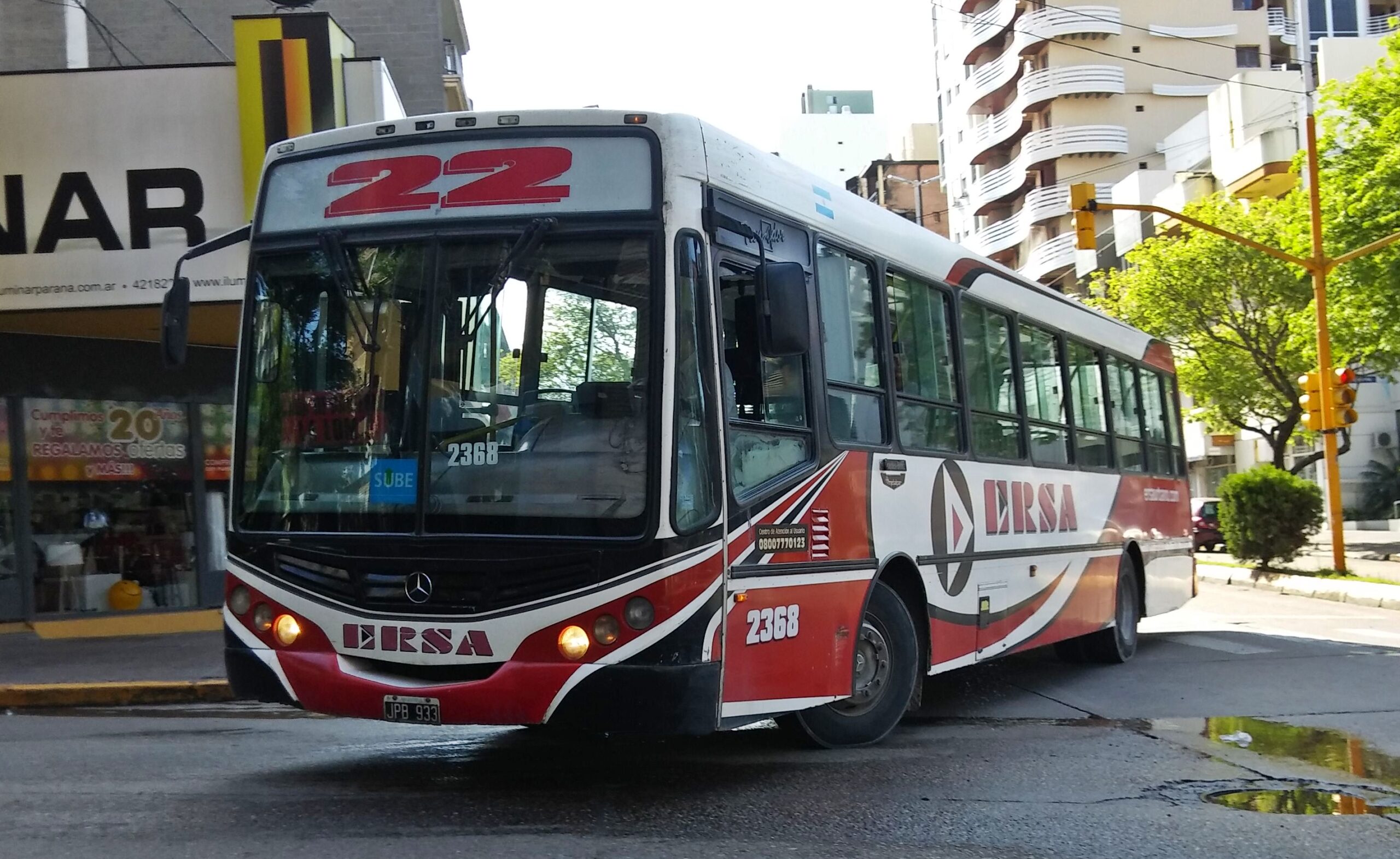 Los colectivos urbanos no circularán en horario nocturno por tiempo indeterminado