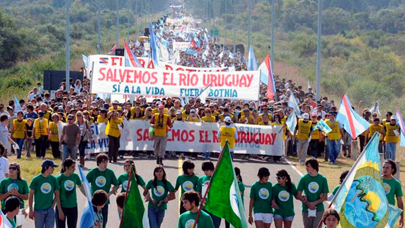 Papeleras: el 30 de abril marcharán en Gualeguaychú 