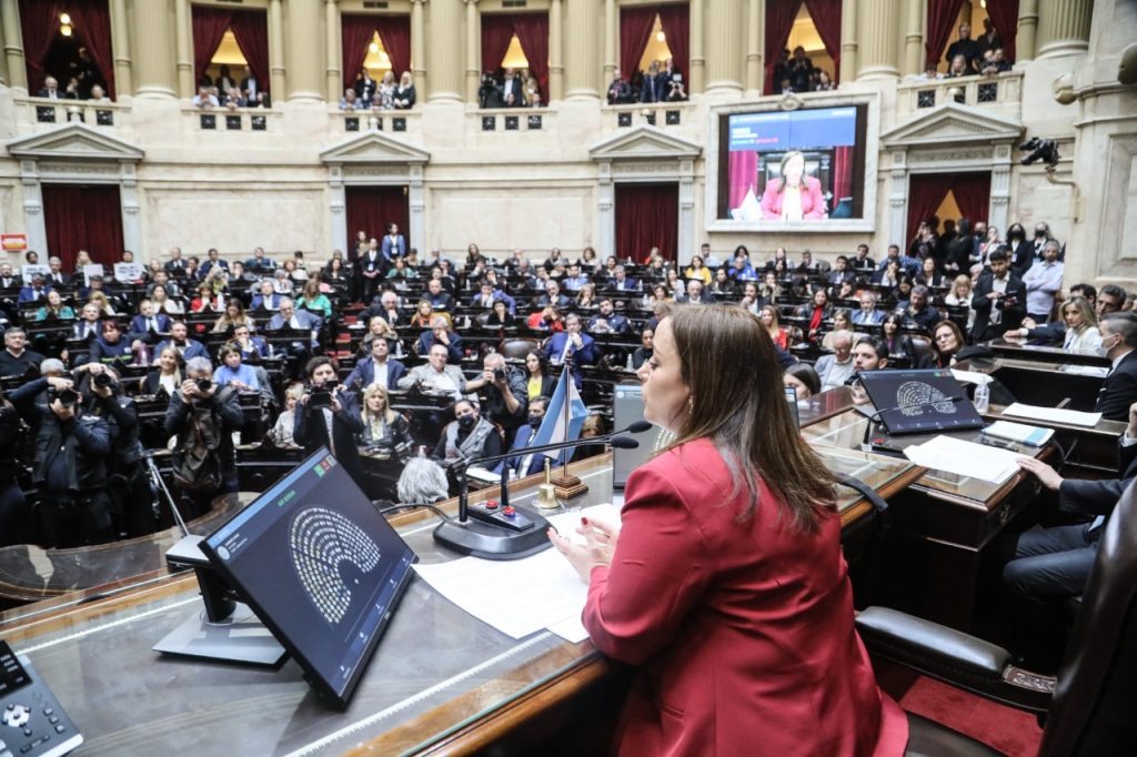 Violencia digital: el proyecto fue aprobado en Diputados y ahora pasa al Senado