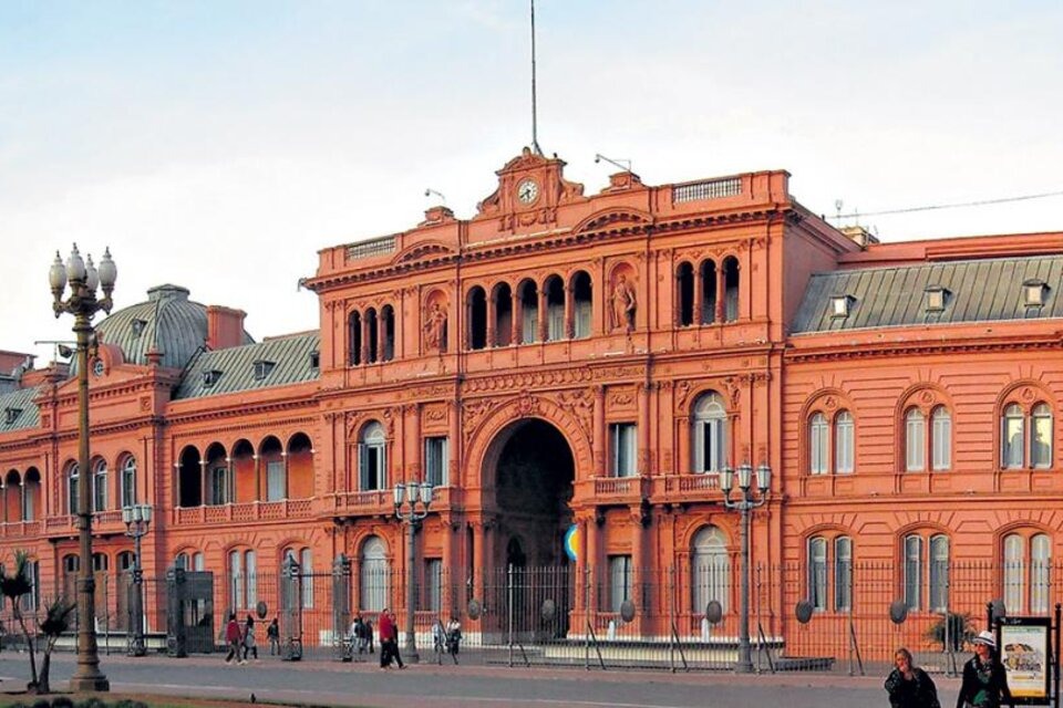 Amenaza de bomba en la Casa Rosada: tuvieron que evacuar el personal