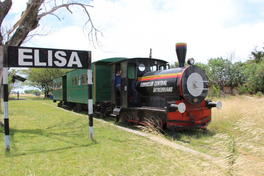 Entre Ríos: compraron una locomotora para hacer funcionar el tren del pueblo