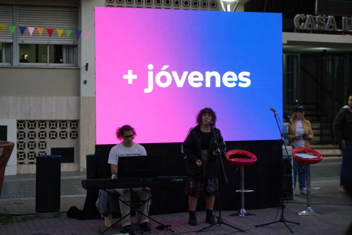 Más para Entre Ríos organizó un encuentro de jóvenes en la peatonal