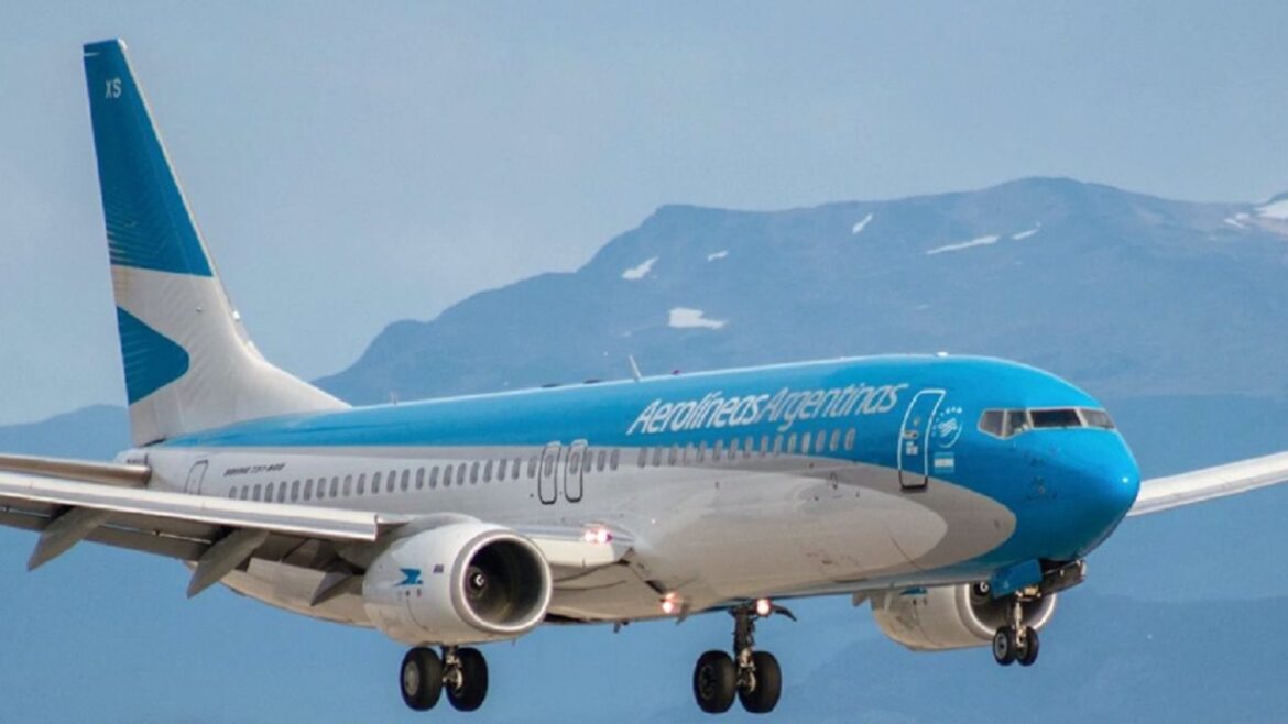 Milei y su plan para Aerolíneas: «dejarlas en manos de sus trabajadores»