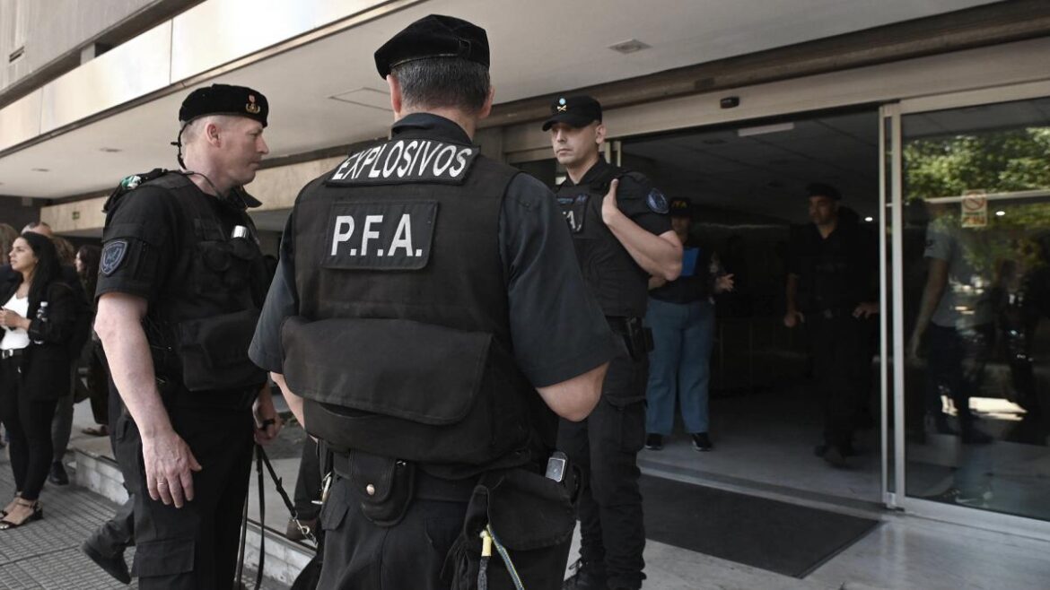 «Falsa alarma» en las dos amenazas de bomba que recibió el Ministerio de Mujeres y Géneros