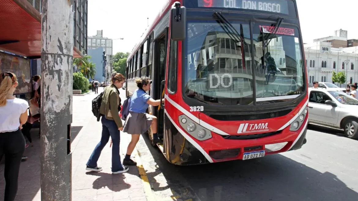 UTA: Comenzó el paro de colectivos