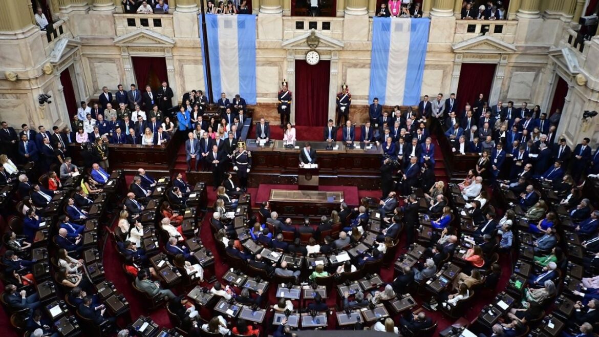 Aumentan un 30% la dieta de los diputados y senadores