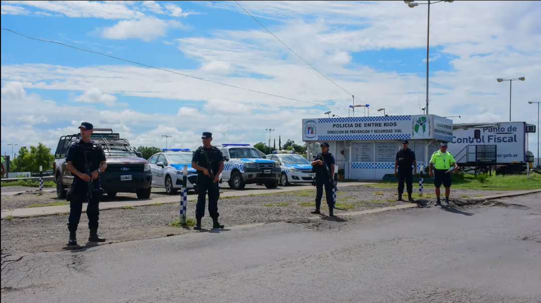 Blindan accesos Rosario-Victoria para evitar el traslado de la narcocriminalidad