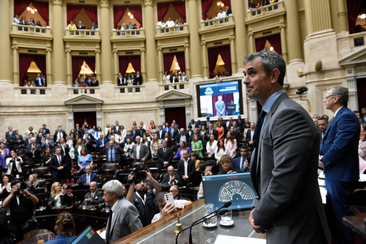 Diputados vuelven a debatir la Ley Ómnibus