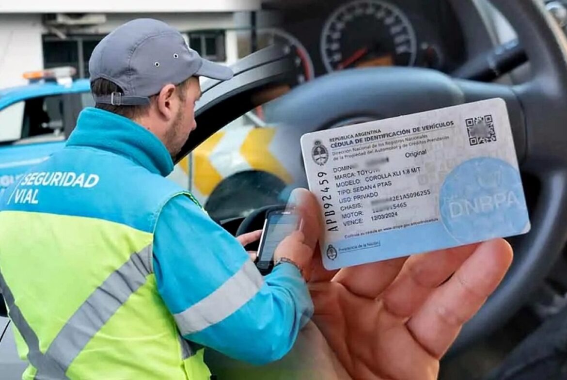 Quedó derogada la cédula azul para la conducción de vehículos.