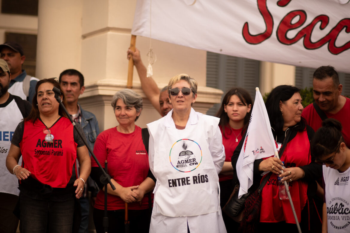 Paraná: segundo día de paro docente