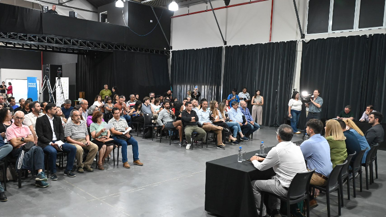 Paraná: participación ciudadana en la audiencia pública sobre el transporte urbano