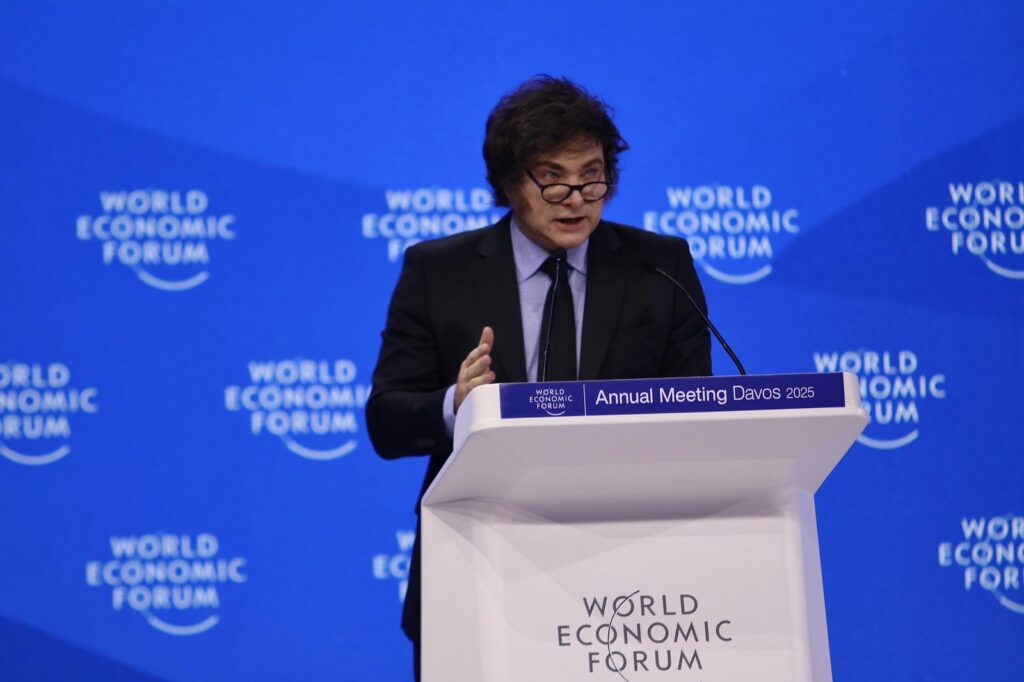 Milei en Davos: “El tiempo de cambio está tocando la puerta”