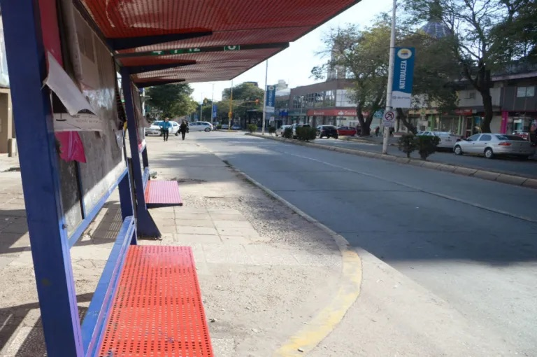 UTA ratificó el paro y no hay colectivos en todo el país