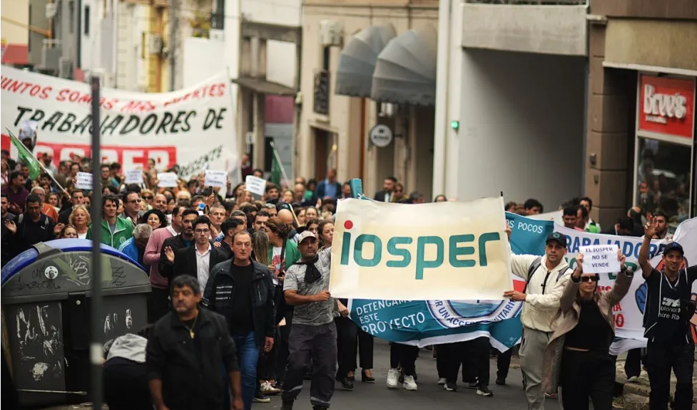 La Intersindical convocará a movilización provincial por el Iosper