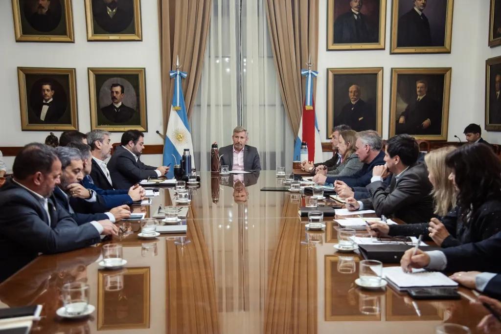 Frigerio encabezó reunión de gabinete con eje en Salud mental y políticas sociales