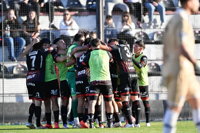 Patronato repunta su presente: venció 2 a 0 a Tristán Suárez