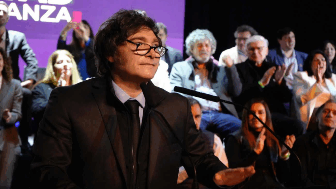 Milei: “Les estamos afanando los choreos”