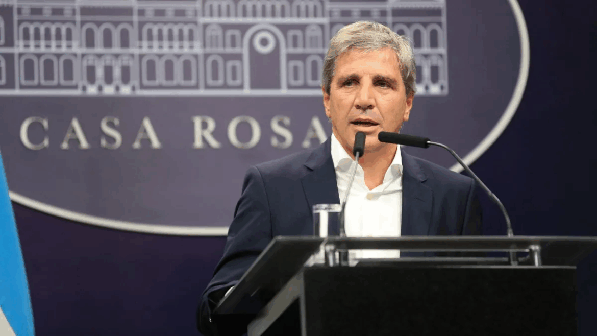 Luis Caputo reafirmó el rumbo económico: “Nada va a cambiar en lo fiscal ni monetario”