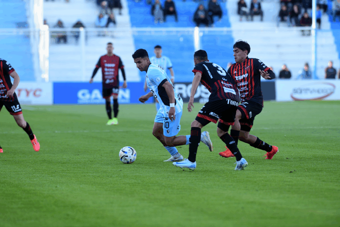 Patronato cayó frente a Racing en Córdoba