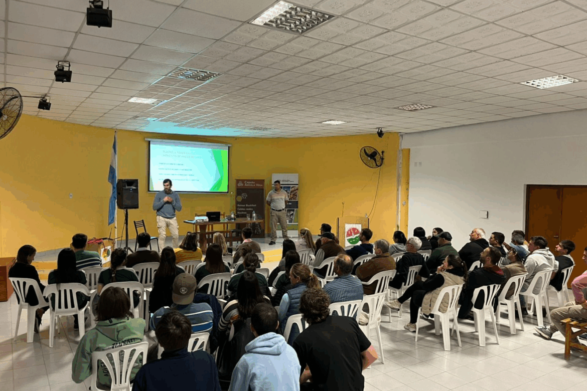 Entre Ríos capacita a productores apícolas para mejorar la competitividad regional