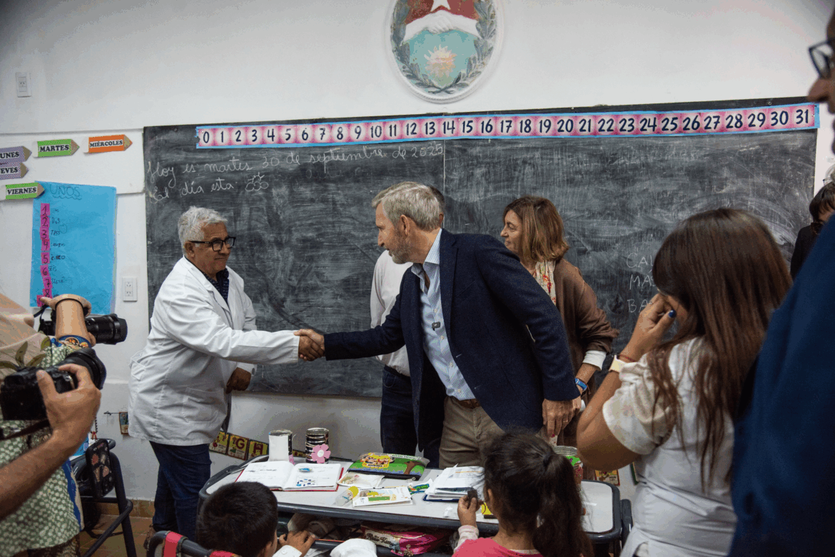 Frigerio anunció que el 100 por ciento de las escuelas rurales tendrán conectividad