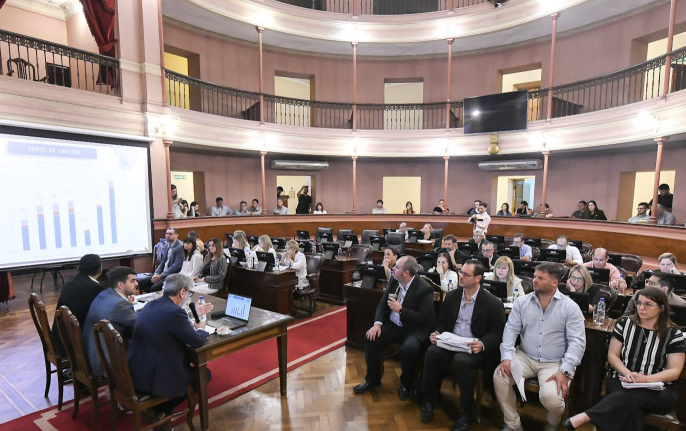 La comisión de Hacienda tiene dictamen del proyecto de Presupuesto 2026