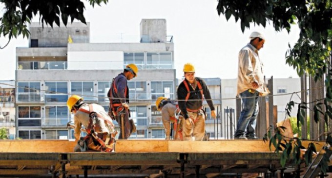 Entre Ríos: el empleo registrado cayó un 4 % y preocupa la merma en trabajadores formales