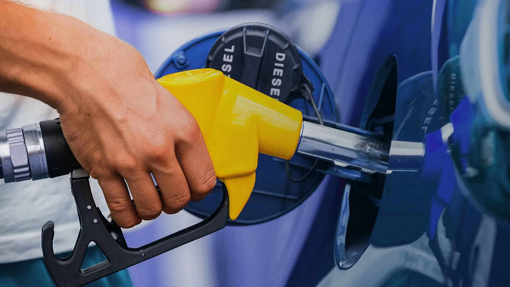 Los combustibles cerraron 2025 con alzas superiores al 40% por encima de la inflación