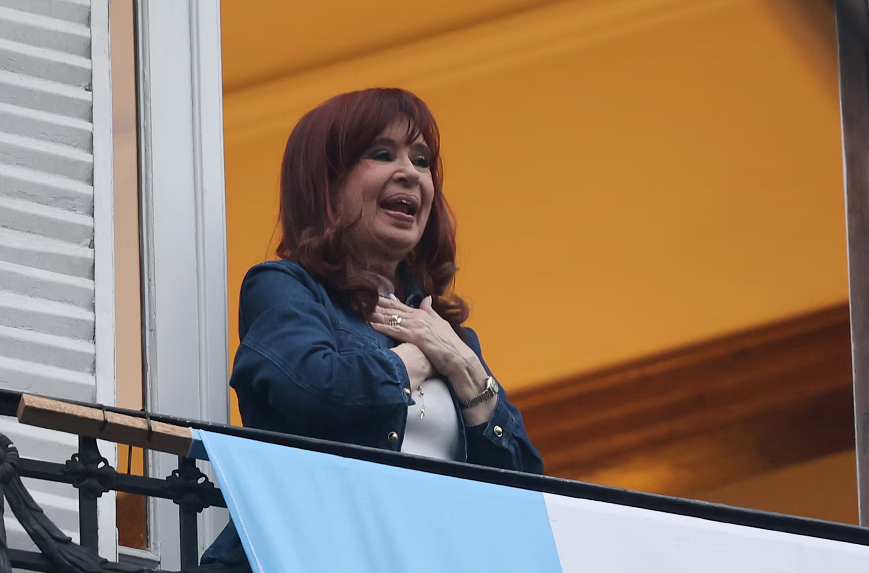 Cristina Kirchner fue operada de urgencia en el Sanatorio Otamendi tras un cuadro de apendicitis