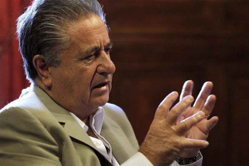 Eduardo Duhalde fue sometido a una intervención de urgencia en un sanatorio entrerriano