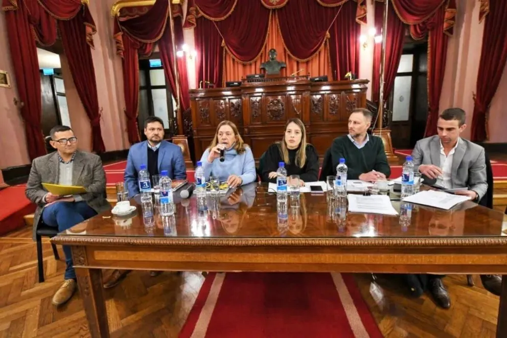 Este miércoles la ministra Berisso expondrá en Diputados sobre la contratación de Teknofood para los comedores